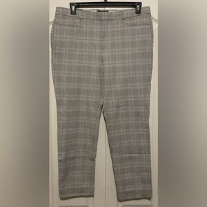 NWT! Banana Republic Gray  & White Checkered Cropped Pants